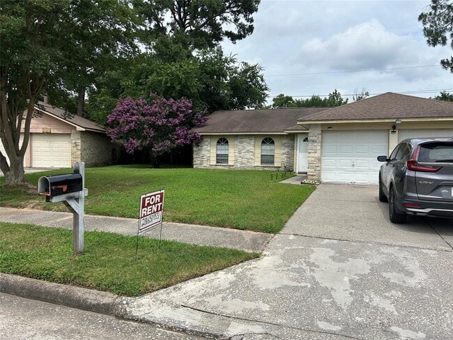 Building Photo - 4215 Spinks Creek Ln