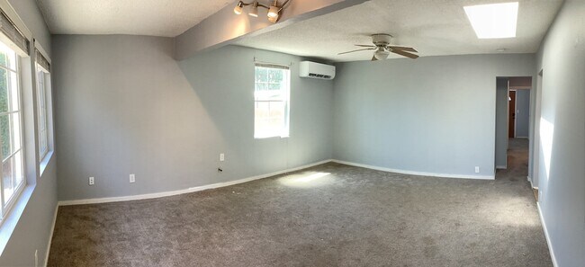 Building Photo - 14602 Portland Avenue Southwest, Unit A