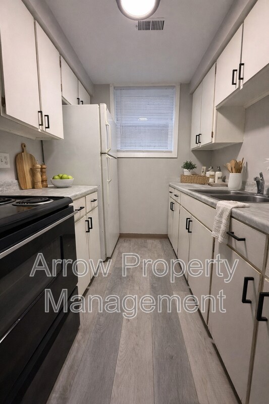 Building Photo - 1621 G St