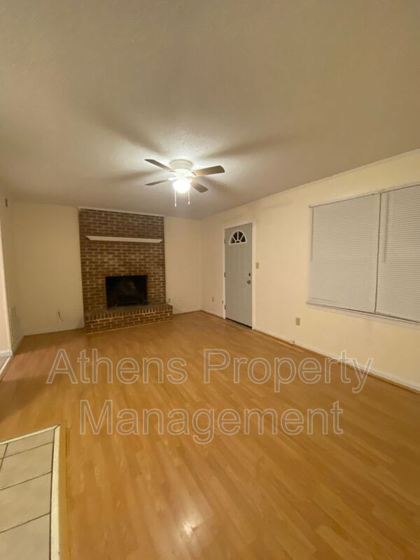 Foto principal - 185 Shoemaker Ct
