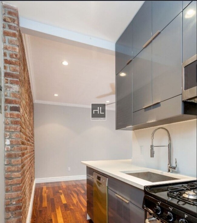 Foto del edificio - LEXINGTON AVE. AVAILABLE 9/1