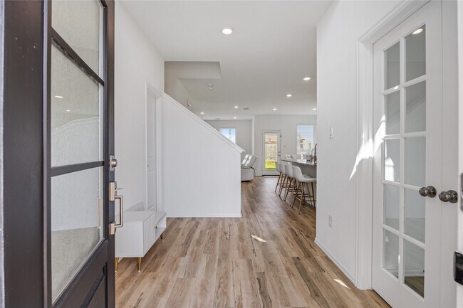 Foto del edificio - 7531 Greenbriar Cayon Ln