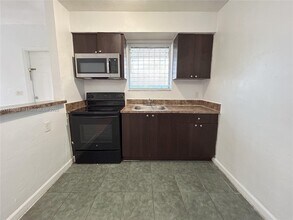Building Photo - 661 NE 86th St