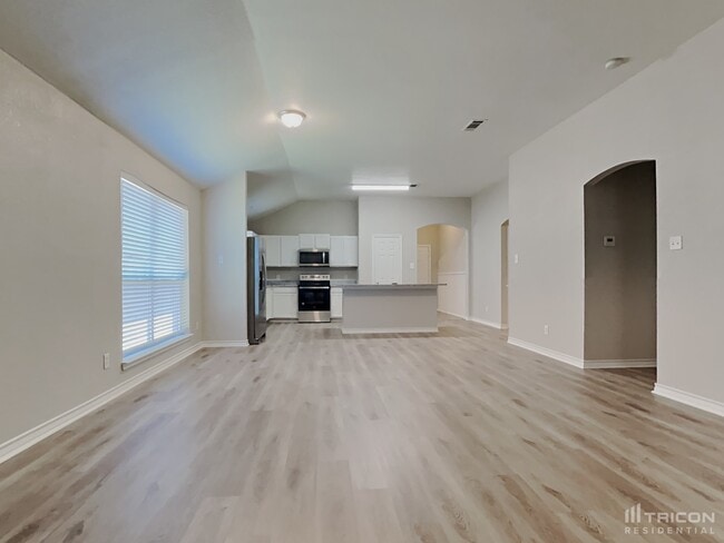 Building Photo - 1116 Monticello Dr