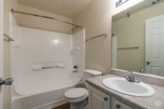 1 BR, 1 BA - 724 SF - Royal Palms