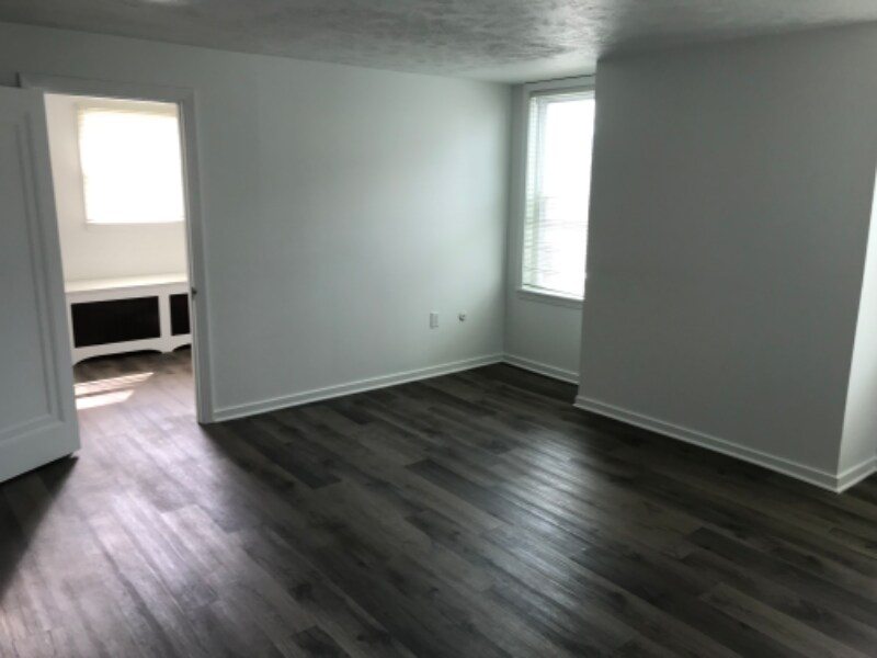 1144 Wayne Ave Unit A4, McKees Rocks, PA 15136 Room for Rent in