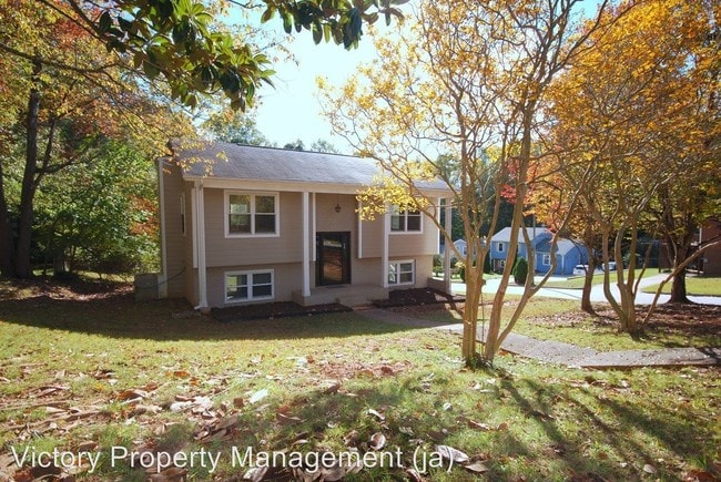 Building Photo - 3 br, 2 bath House - 213 Sawmill Rd