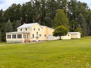 Building Photo - 31 McCormick Rd