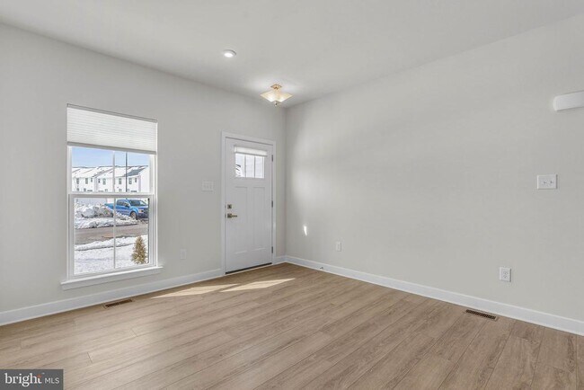 Foto del edificio - 88 Rosemary Wy