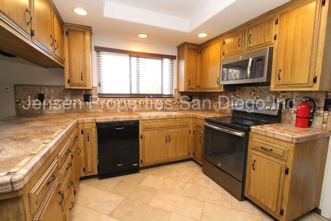 Foto del edificio - 1035 Olive Ave