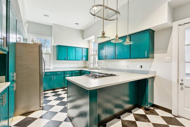 Foto del edificio - 523 Turquoise St
