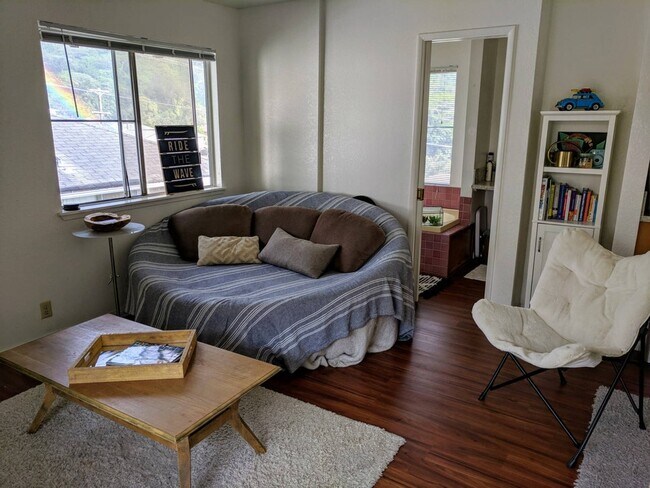 Central space, across from entrance - 2444 Jasmine St