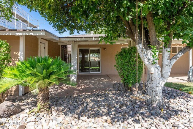 Building Photo - 3632 N Mohave Way