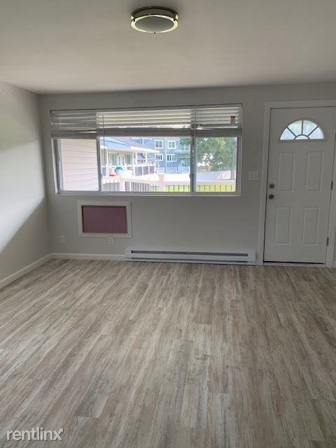 Building Photo - 1 br, 1 bath  - 125 Cosey Beach Ave Apt B2