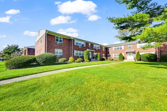 Foto del edificio - 237 N Middletown Rd