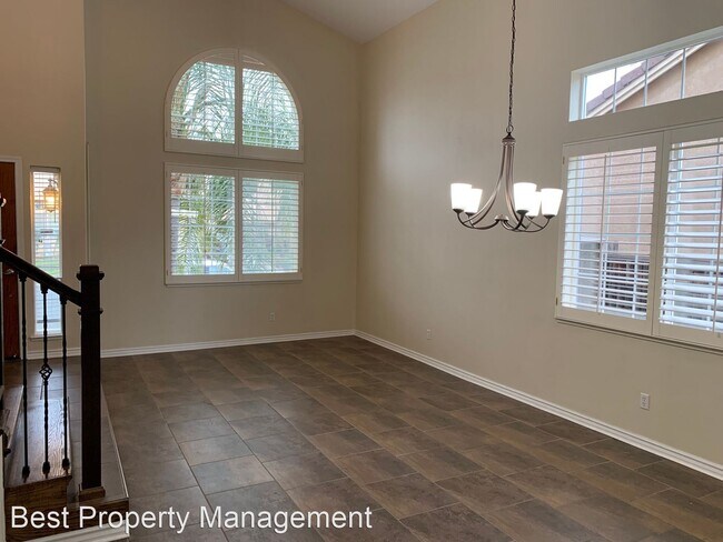 Foto del edificio - 4 br, 2.5 bath House - 1909 Mount Hamilton Dr