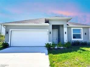Building Photo - 9009 N Indio Cir
