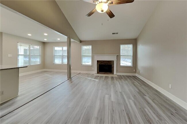 Foto del edificio - 1210 Port Royal Ct