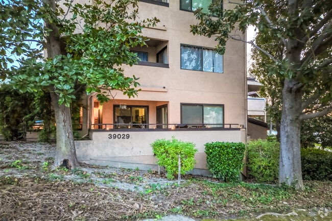 Building Detail - Monte Merano