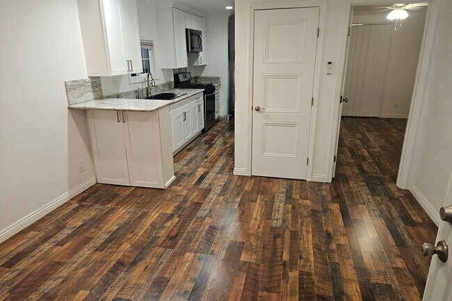 Foto del edificio - 211 N Huntington St