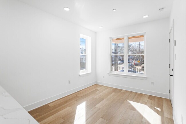 Building Photo - 1801 N 59th St
