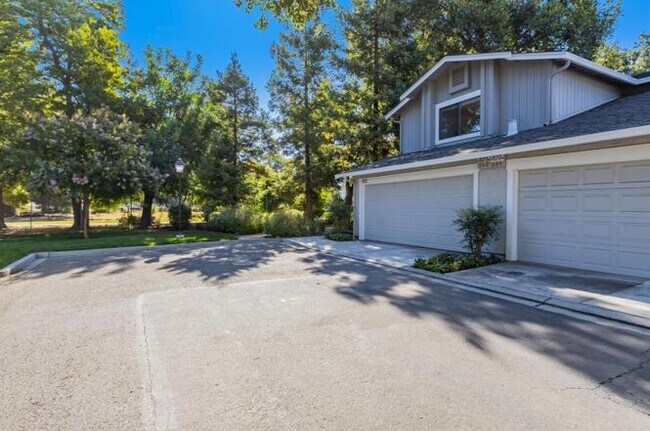 End Unit. Open on three sides - 4926 Red Creek Dr