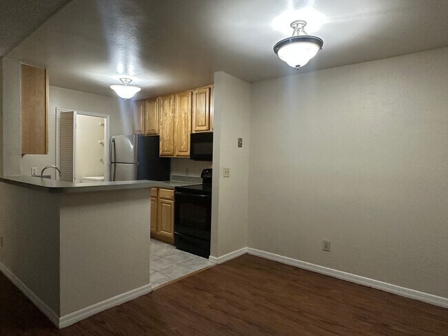 Foto del edificio - 2BD/2BA First Floor Condo with Private Patio!
