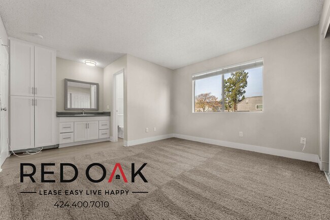 Foto del edificio - 13325 Heacock St