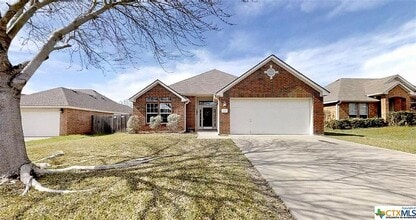 Building Photo - 1116 Woodhollow Dr