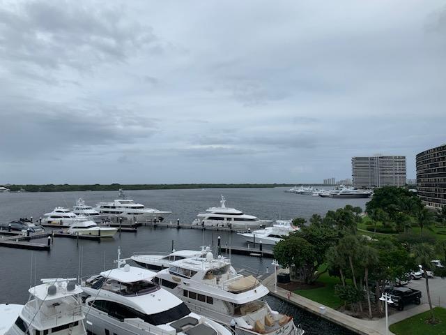 Building Photo - 1208 Marine Way