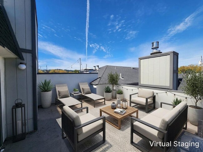 Photo - 115 Hobart Avenue Apt #E