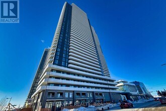 Building Photo - 28 Interchange Wy