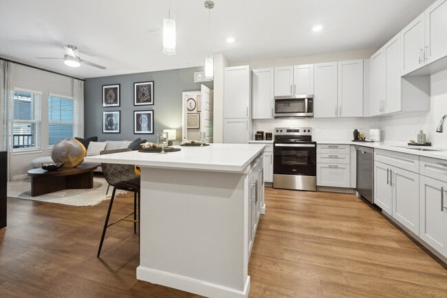 Foto del edificio - Ascend Ridgewood Lakes