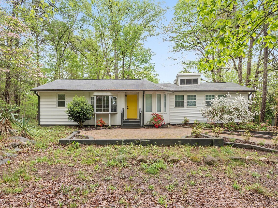 Primary Photo - Nature Lovers 3 Bed 2 Bath Chapel Hill Ran...