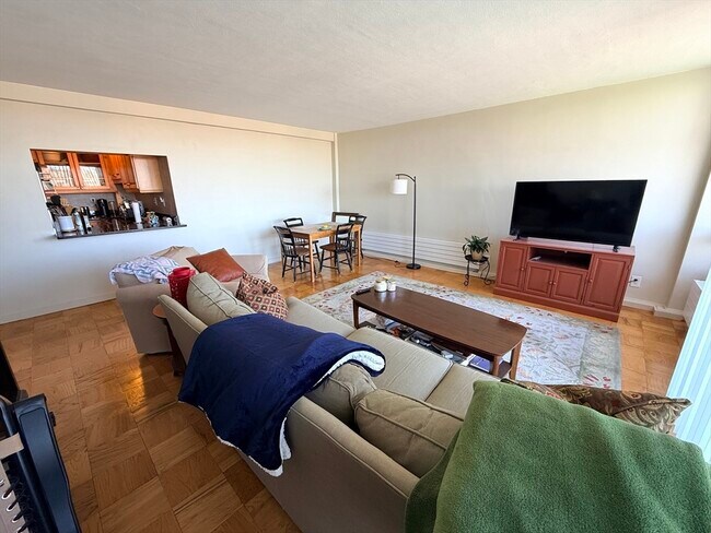 Foto del edificio - 60 Babcock St