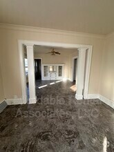 Building Photo - 1815 S 19th St