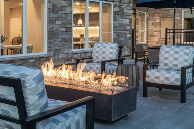 Outdoor Fireplace - Oakdale Commons 55+