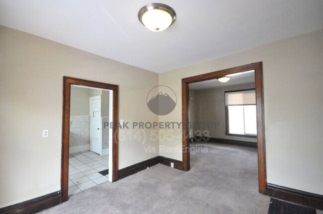 Foto del edificio - 177 E 11th Ave