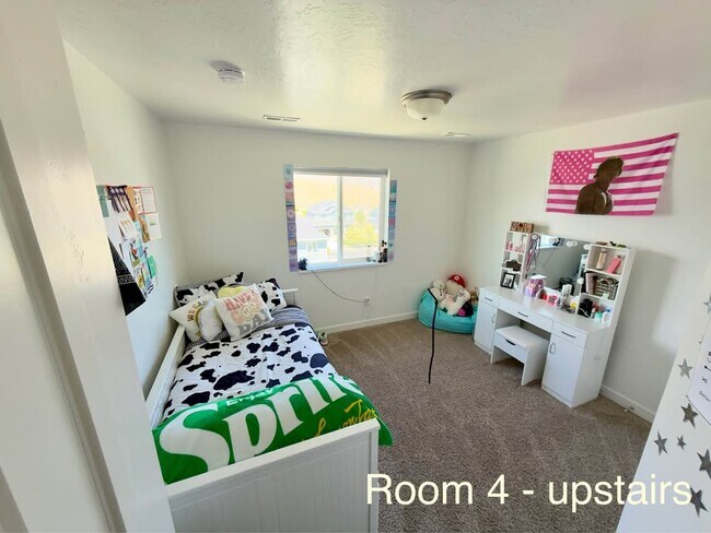 Foto del edificio - 2693 E Gambel Oaks Dr