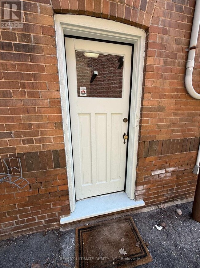 Building Photo - 8 Avion Ave