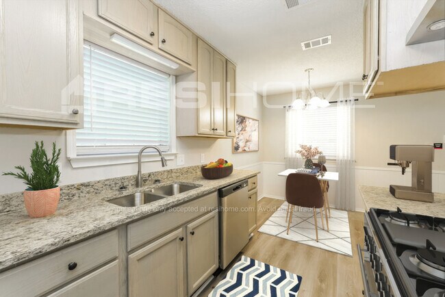 Building Photo - 5339 Kemper Pl