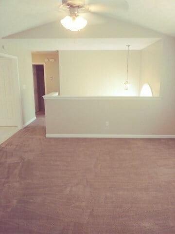 Building Photo - Now Available! 4 bedroom 3 baths