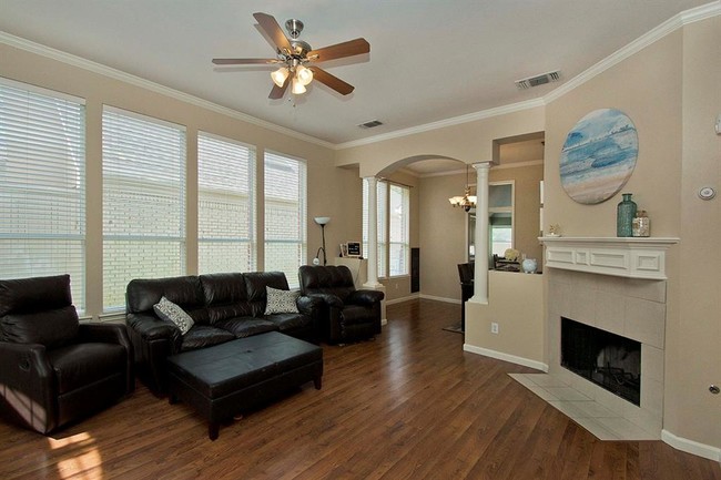 Building Photo - 6741 Saddletree Trail