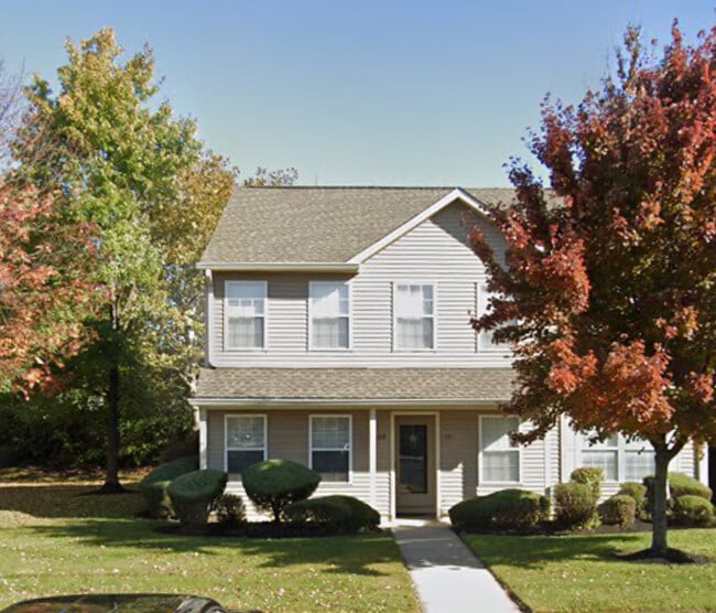 Photo - 29 Foxglove Dr Townhome