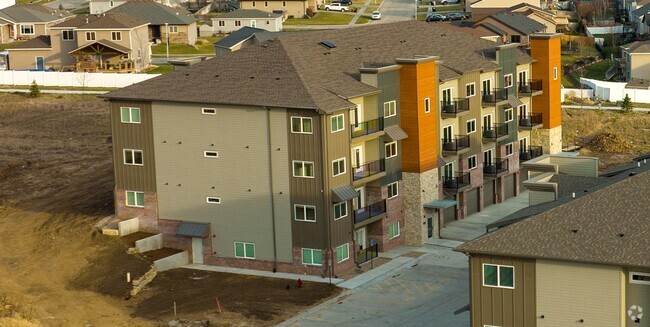 Building Photo - Hickman Hills Apartments