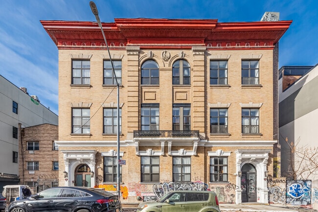 Building Photo - 949 Willoughby Avenue