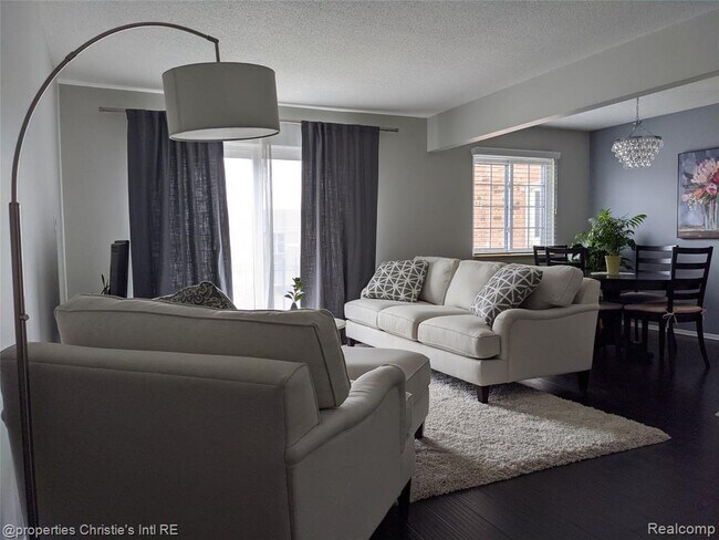 Foto del edificio - 1514 Normandy Rd