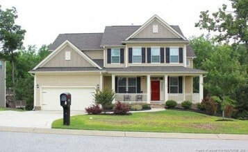 Building Photo - 1437 Vergeland Dr
