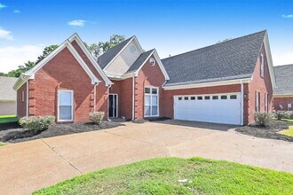 Building Photo - 1122 Worthington Dr