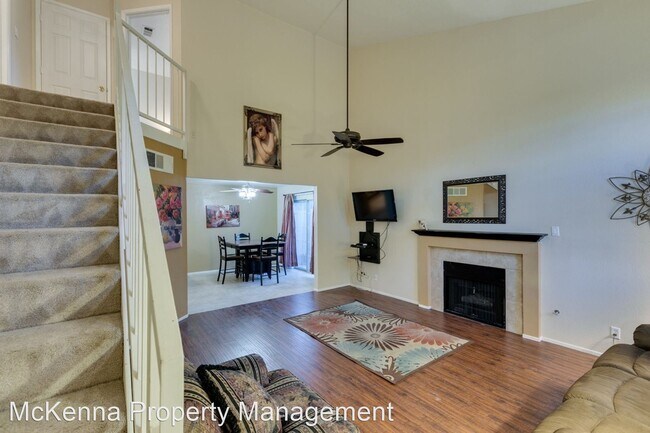 Building Photo - 2 br, 2.5 bath House - 2817 Briar Knoll Dr